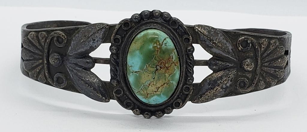 SOUTHWEST STYLE CUFF BRACELET (1 of 5)