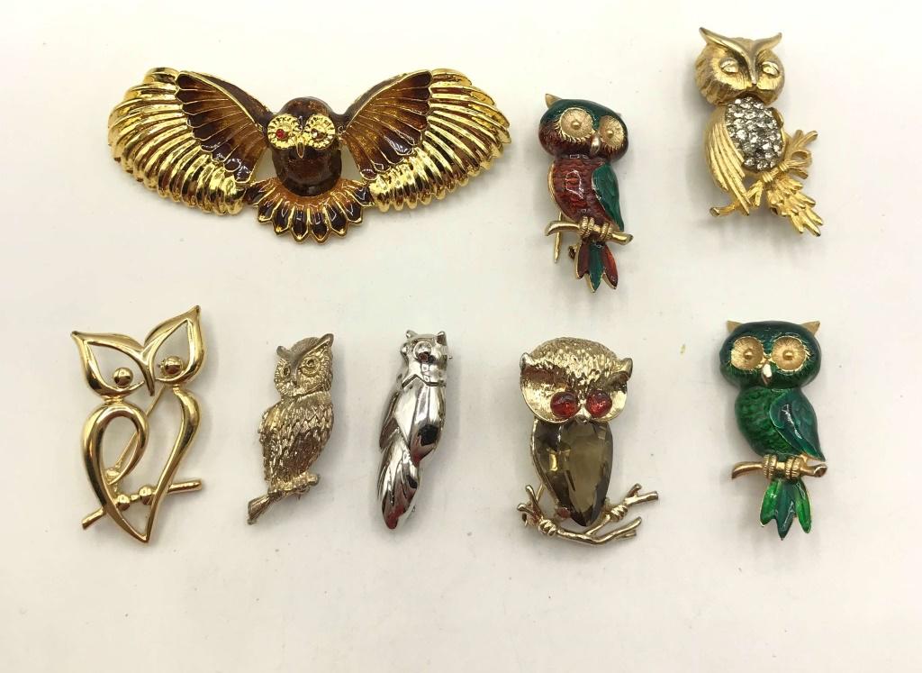 8 Vintage Owl Brooches & Pins! Trifari, Monet: Only 2 are marked. One is Trifari and one is Monet.