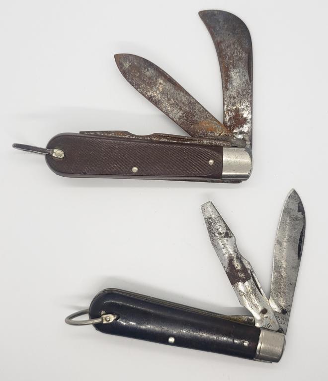 (2) VTG COLONIAL POCKET KNIVES (1 of 3)