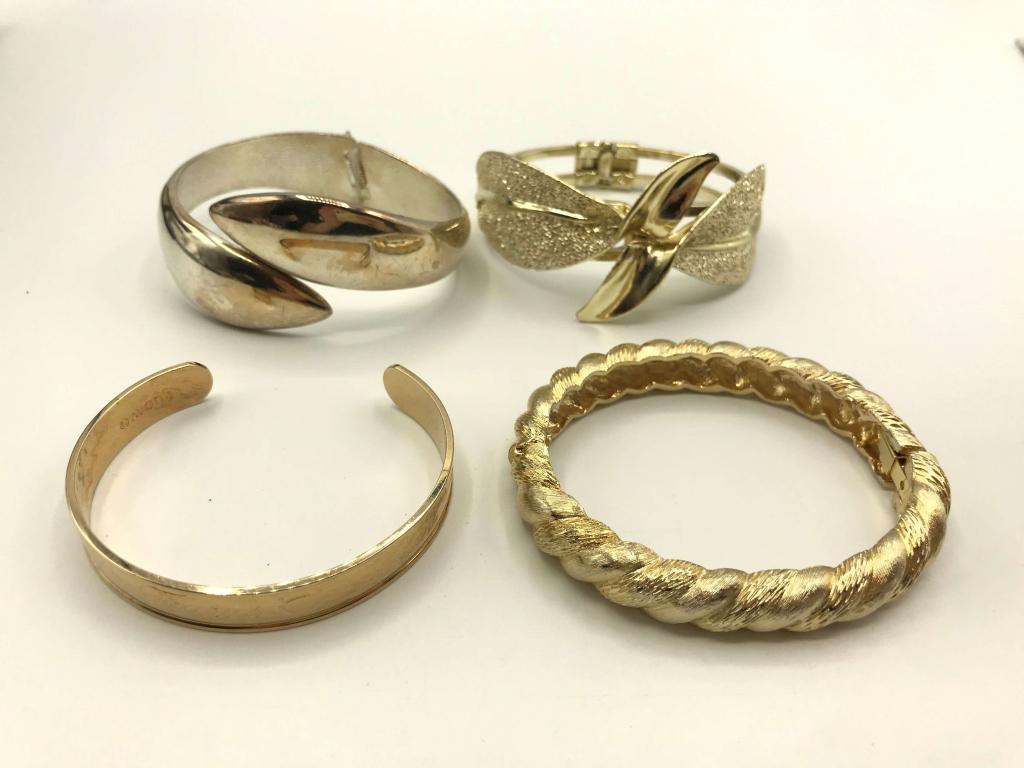 4 GOLD TONE BANGLE / BRACELET SOLID (1 of 3)