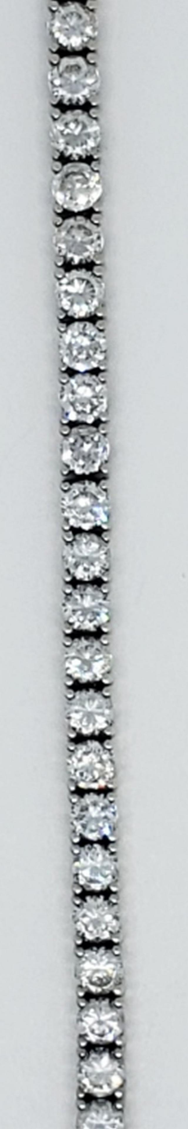 7.5 STERLING & CZ TENNIS BRACELET-LOOKS NEW!!!: TOTAL 7.3 DWT