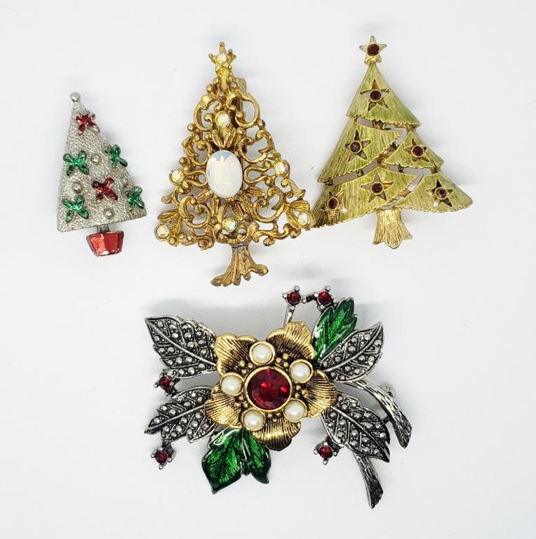 VTG CHRISTMAS BROOCH LOT    (3)TREES (1 of 4)