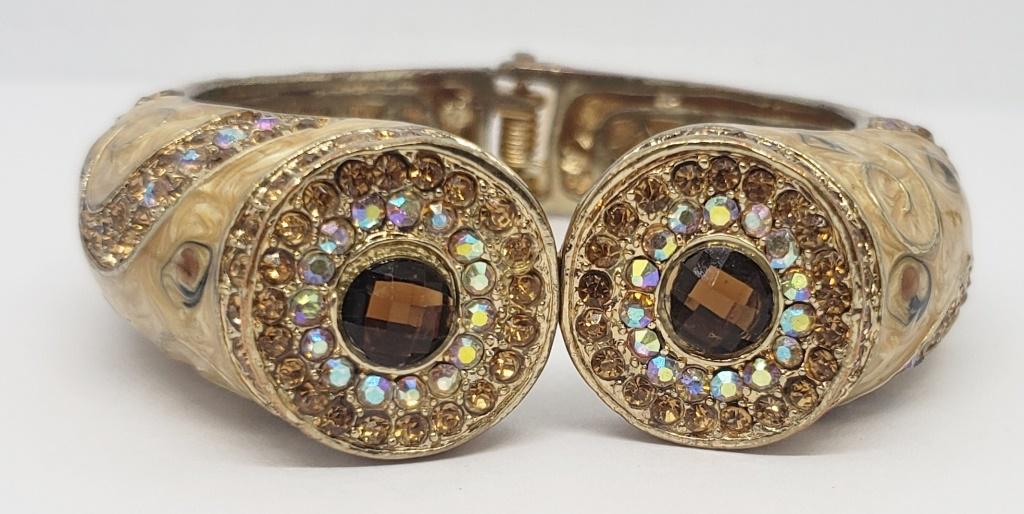 VINTAGE GOLD TONED HINGED BANGLE WITH (1 of 5)