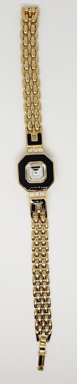 VTG TRIFARI GOLD TONED WOVEN STYLE BRACELET: WITH BLACK ENAMEL AND RHINESTONES!