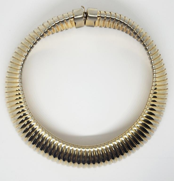 THICK VINTAGE GOLD TONE CHOKER NECKLACE: REGISTER TO BID TODAY!!
