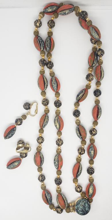 SET! VTG HONG KONG LAYERED BEADED NECKLACE (1 of 4)