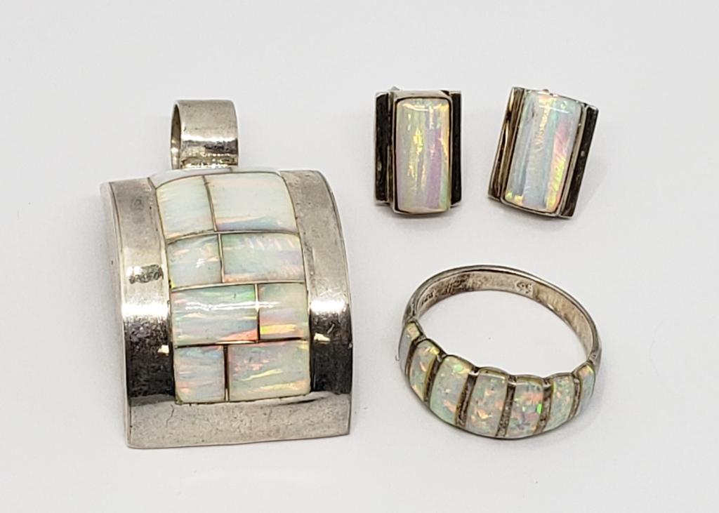 SIGNED "RL" NAVAJO STERLING OPAL PENDANT: with MATCHING STERLING OPAL RING SIZE 7.5 & PIERCED EARRINGS (12.1 DWT)