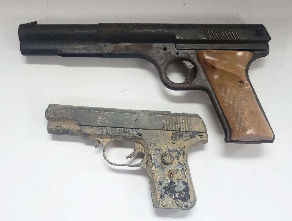 DAISY HAND BB GUN & FLIPP-O TOY GUN: BOTH FOR PARTS