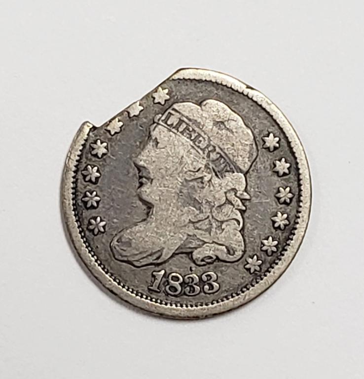 1833 CAPPED BUST HALF DIME CLIPPED (1 of 2)