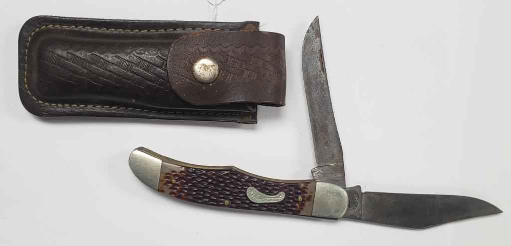 Vintage Frontier 2 Blade Folding Hunting Knife W/S: Needs a good cleaning. Some very light wobble and weak to no snap. Some surface rust. A good cleaning should restore snap. Bone handle.