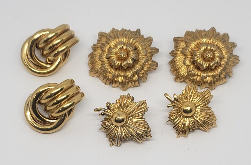 3-PAIRS OF VTG GOLD TONED CLIP ON EARRINGS: (1)NAPIER TWIST BACK (2)MONET CLIP ON