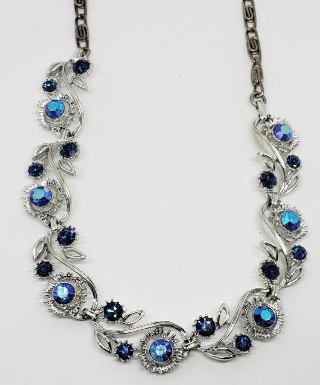 VTG 16 INCH LISNER BLUE RHINESTONE NECKLACE (1 of 4)