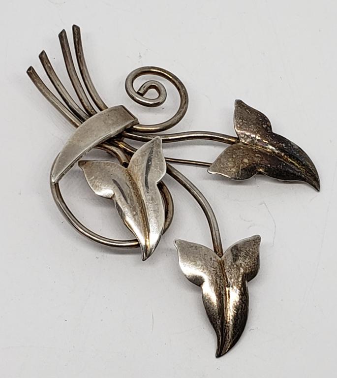 VTG STERLING LEAF PIN 3" LONG (1 of 6)