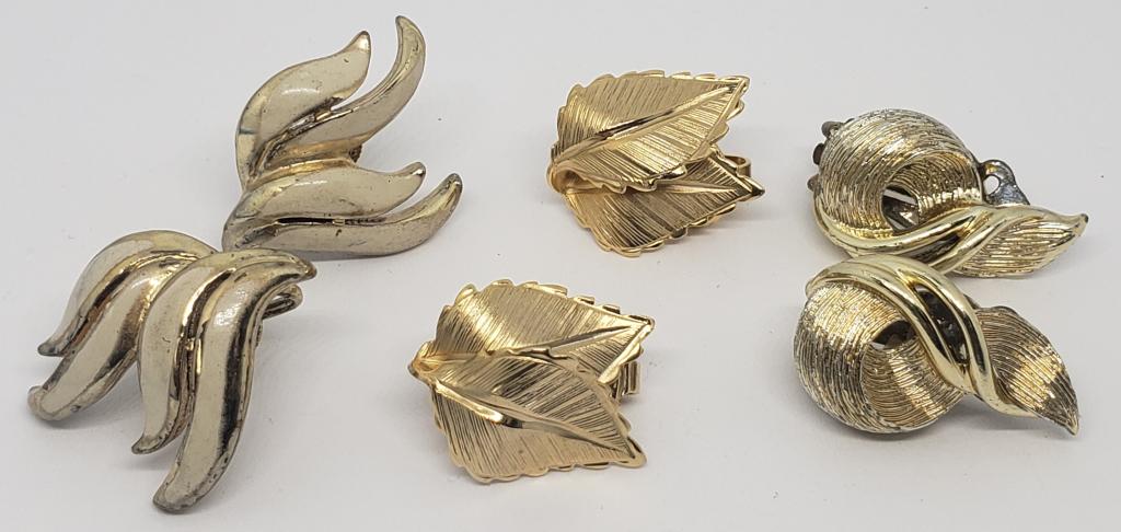 3-PRS OF VTG GOLD TONED CLIP ON/TWIST BACK: EARRINGS: (2)MARKED LISNER (1)MARKED CORO