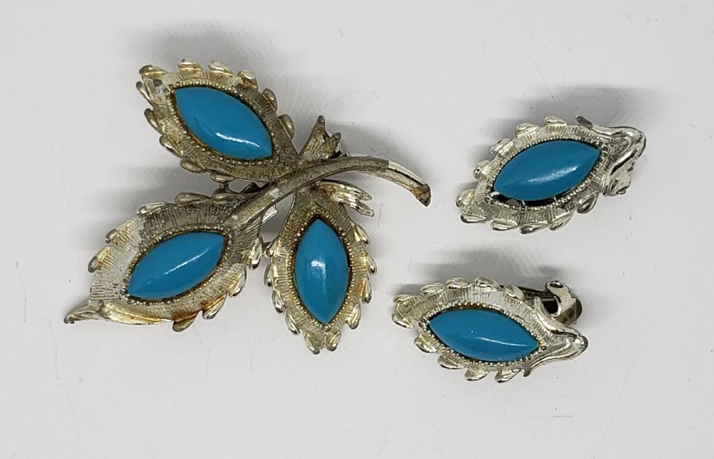 SET! SILVER TONED LEAF BROOCH WITH TURQUOISE (1 of 3)