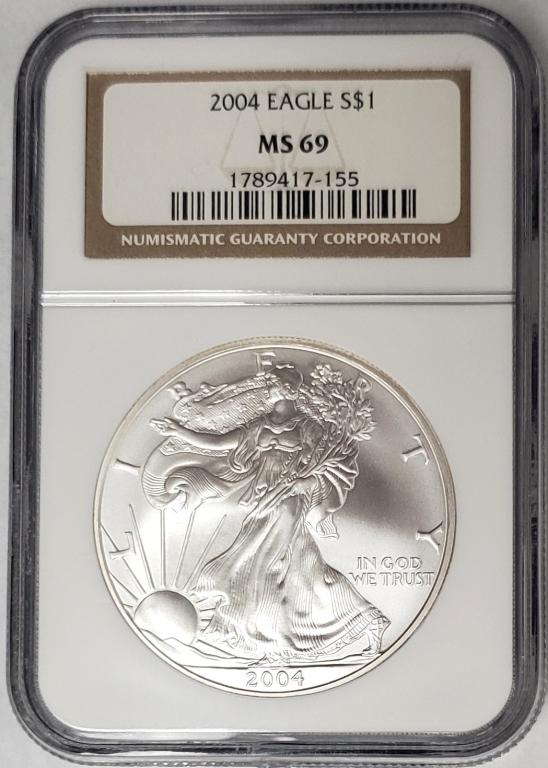 2004 American Silver Eagle NGC MS69 (1 of 4)