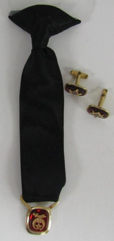 MASONIC CUFF LINKS & TIE w/EMBLEM: GIDEON MASONIC GOLD TONED / RED LUCITE SET