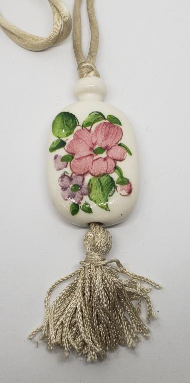 VINTAGE CERAMIC HAND PAINTED FLOWER PENDANT (1 of 3)