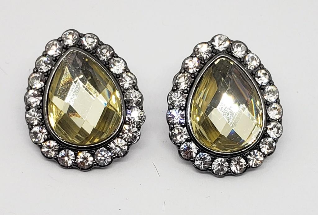 VINTAGE JOAN RIVER HEMATITE TONE AND CRYSTAL: PIERCED EARRINGS