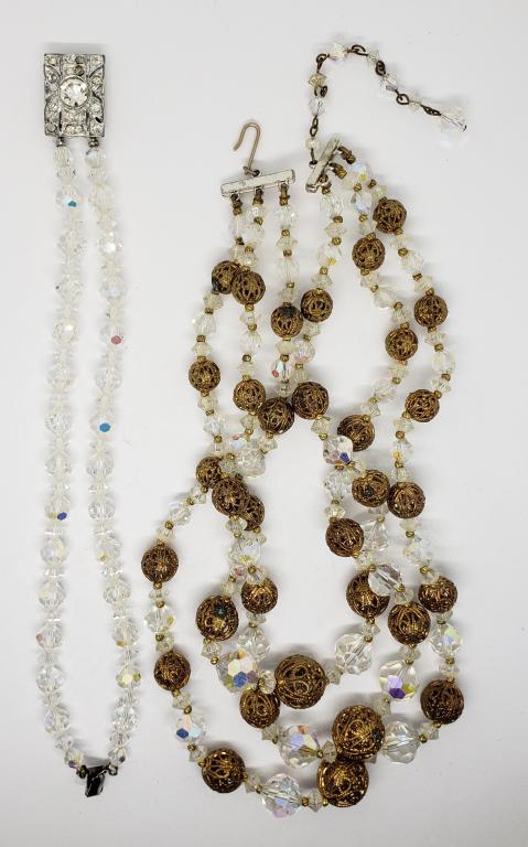VINTAGE GOLD TONED AND CLEAR BEADED DOUBLE (1 of 3)
