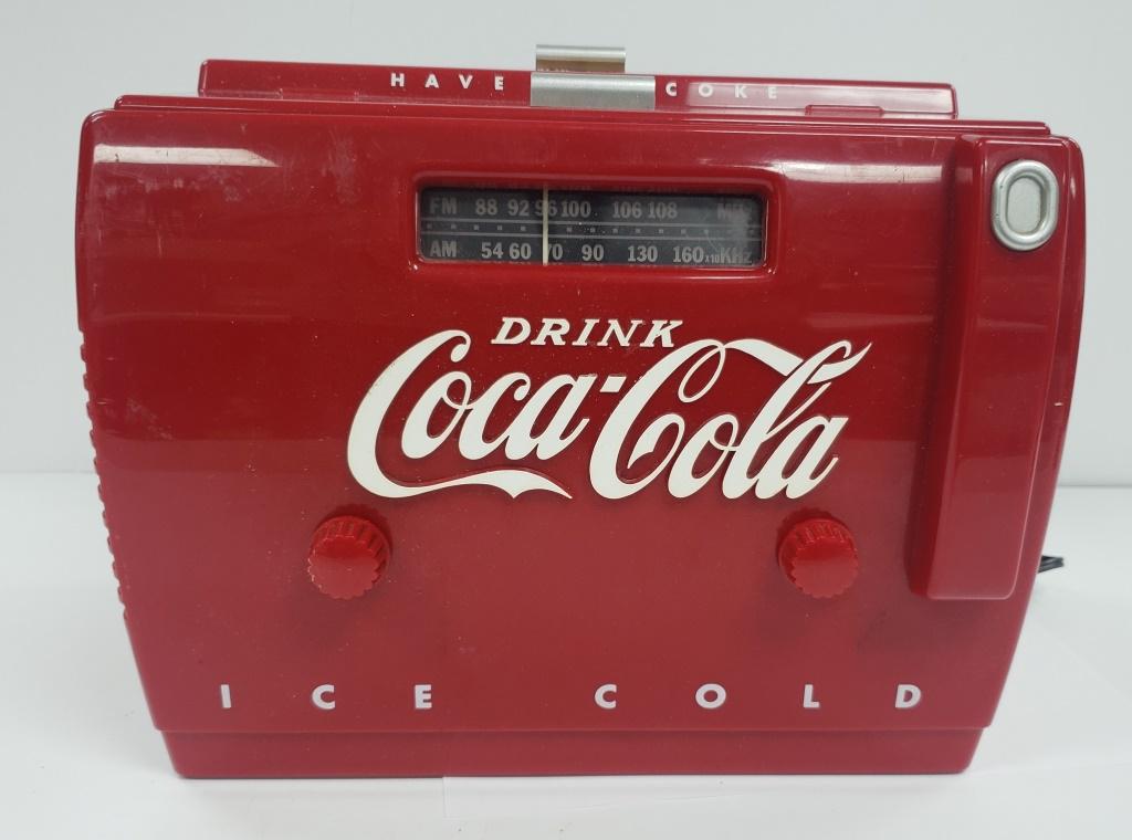1980's COCA-COLA COOLER AM-FM RADIO (1 of 5)