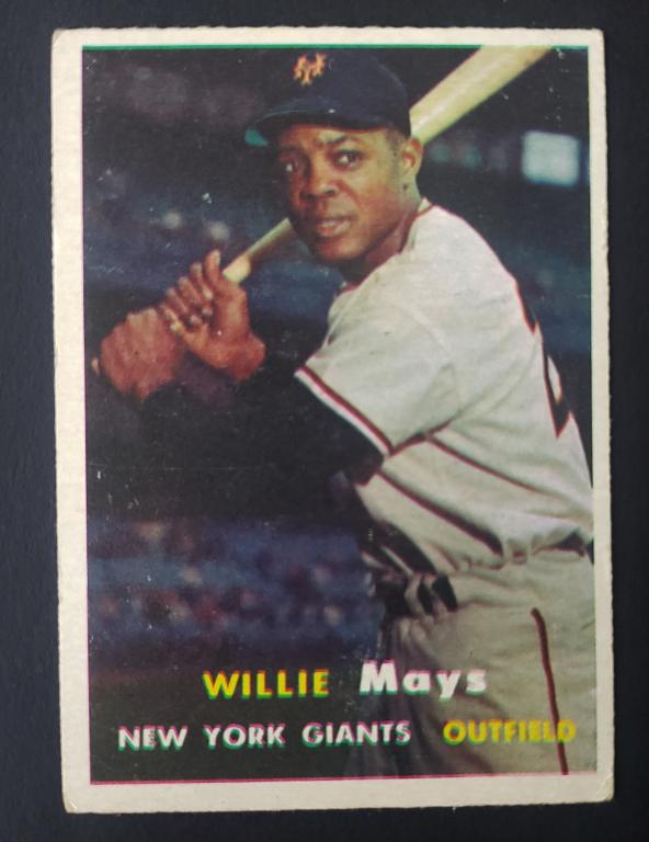 1957 TOPPS #10 WILLIE MAYS VGEX (1 of 2)