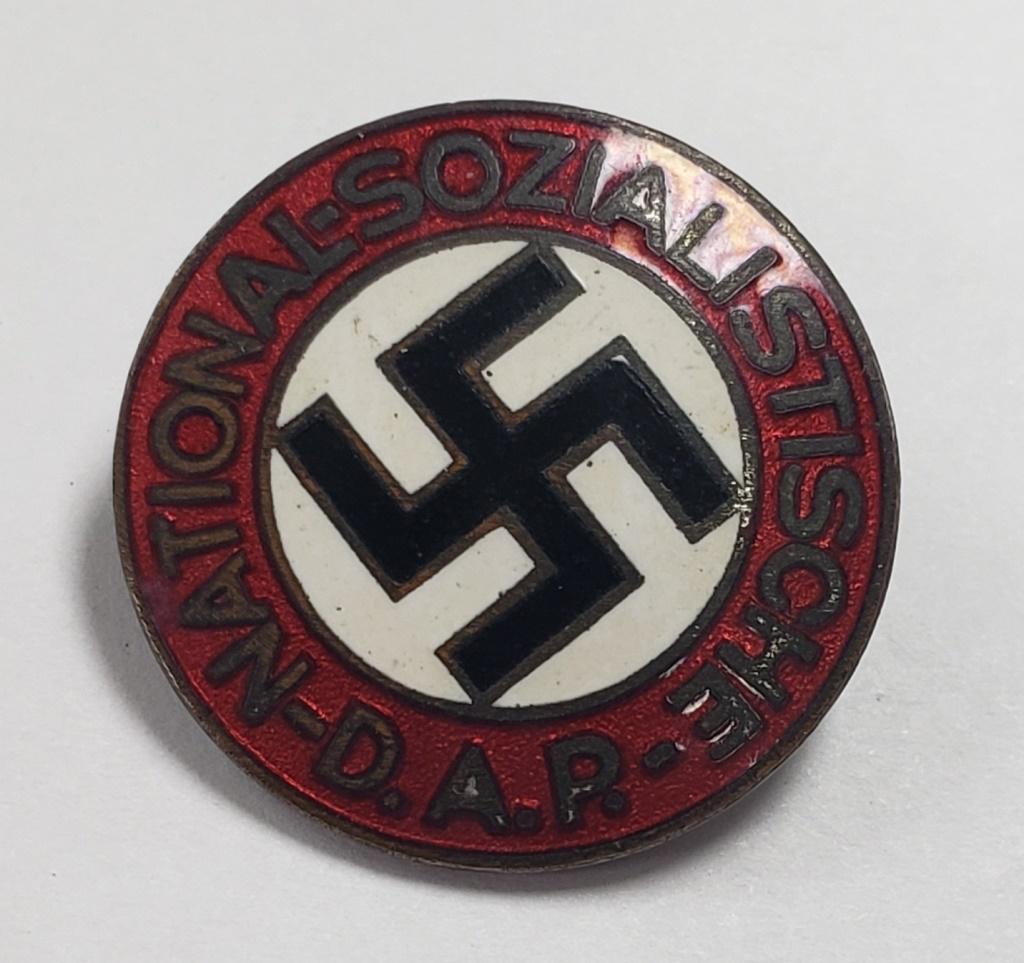 Design in Deutschland 1933–45 Ww2 German Adolf Hitler 1933 Enameled Lapel Pin By Rzm M1/129