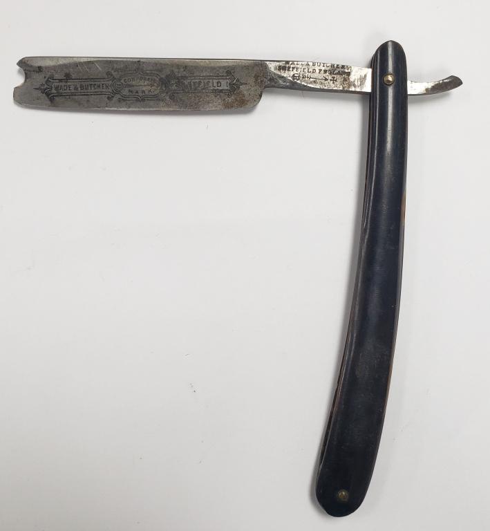 Antique Wade & Butcher Straight Razor: Needs a cleaning.