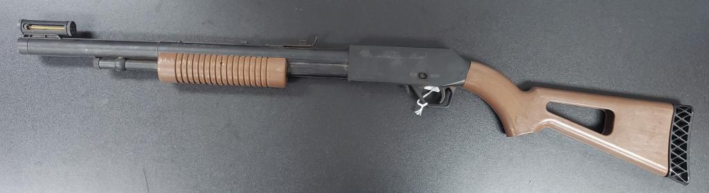 Marksman Model 1 BB-Gun: This particular model restets to safe after every shot. Needs a good cleaning. Functions fine.