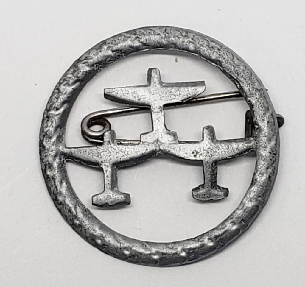 WWII German Luftwaffe Supporter Tinnie - 3 Plane (1 of 2)