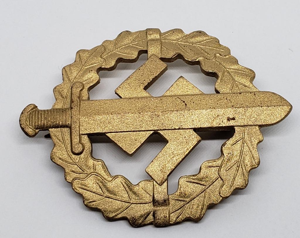 WWII Era German Sports Badge (1 of 2)