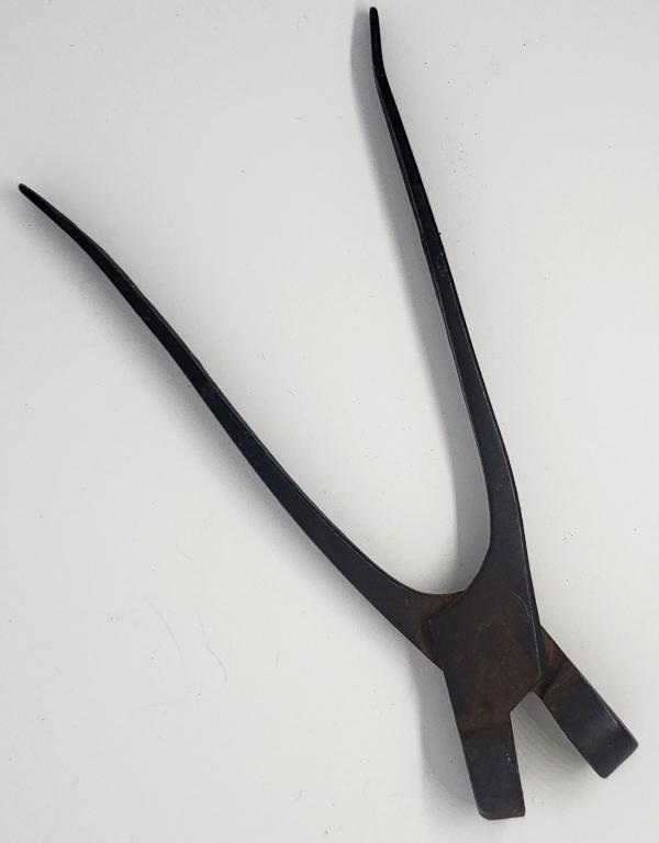 Small Caliber Bullet Ball Mold Tool (1 of 2)