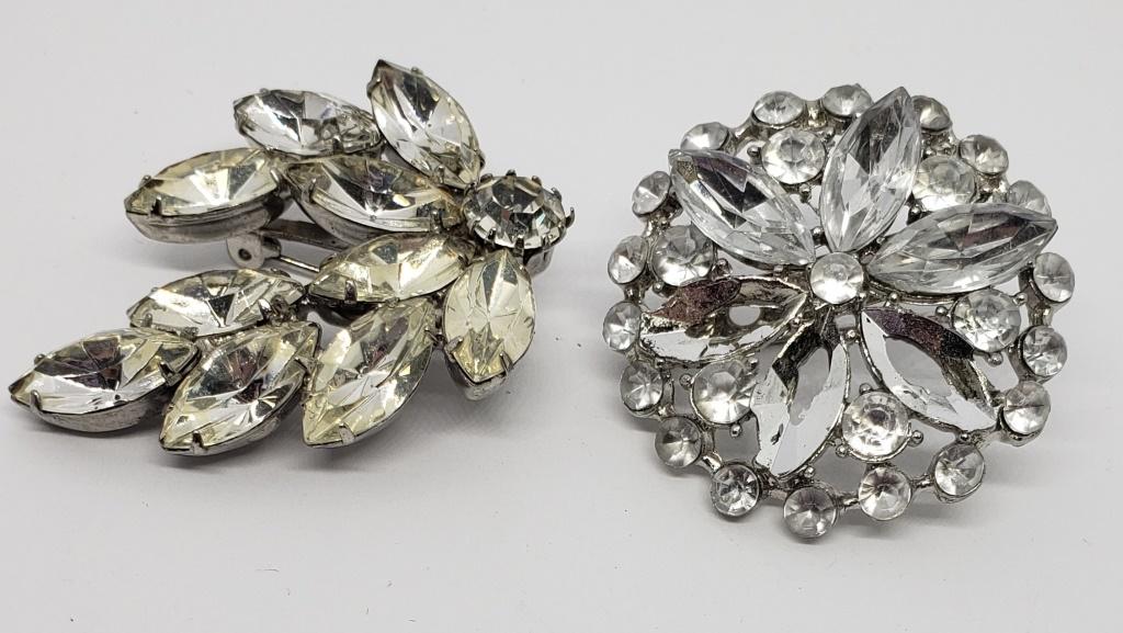 2-VINTAGE SILVER TONED RHINESTONE BROOCHES (1 of 4)