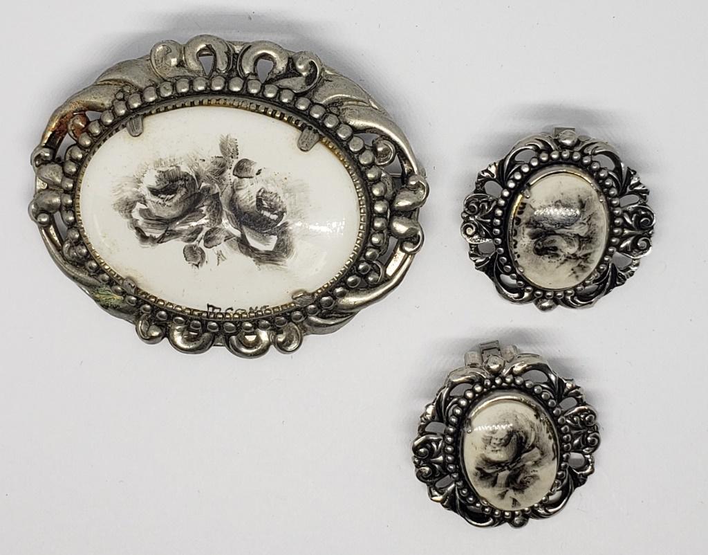 SET! VTG SILVER TONED BROOCH WITH WHITE (1 of 4)
