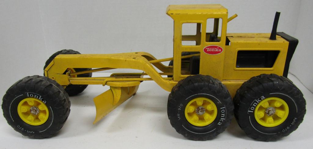 TONKA ROAD GRADER / SCRAPER MR-970: 1970 ORIGINAL TONKA 17 " LONG