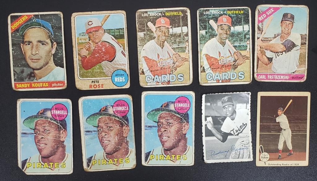 1959 FLEER TED WILLIAMS #14 CREASED (1 of 2)