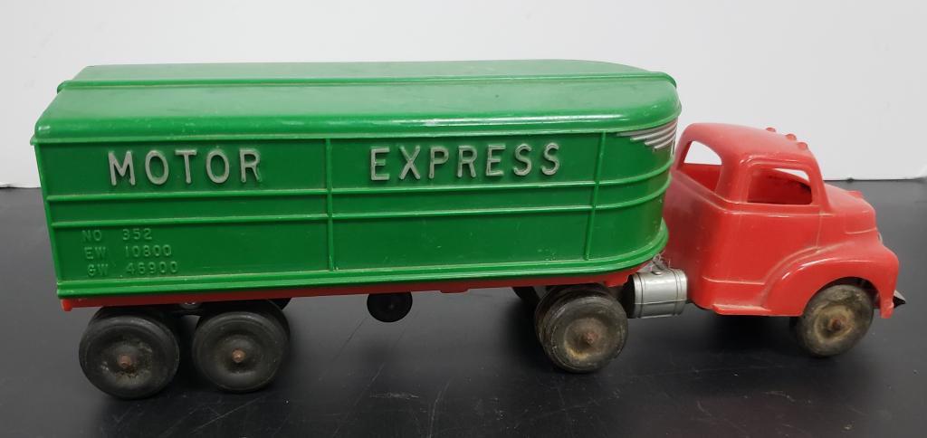 Hubley Kiddie Toy Plastic Motor (1 of 6)