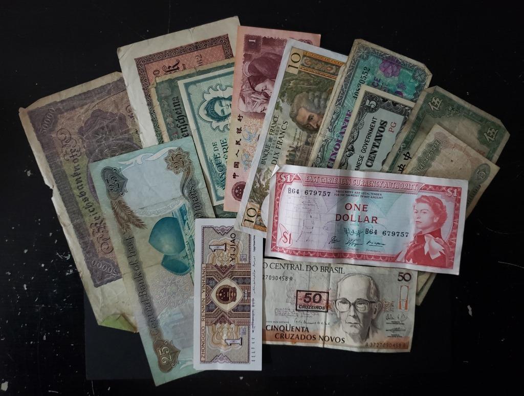 (15) FOREIGNCURRENCY NOTES (1 of 1)