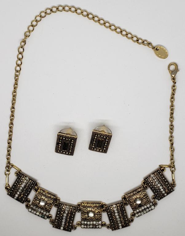 SET! VTG GOLD TONED PANEL NECKLACE WITH (1 of 6)