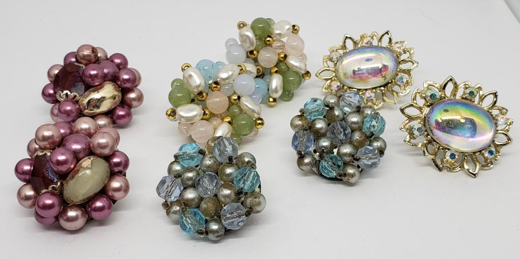 4-VTG GOLD TONED PAIRS OF CLIP ON/TWIST BACK (1 of 6)