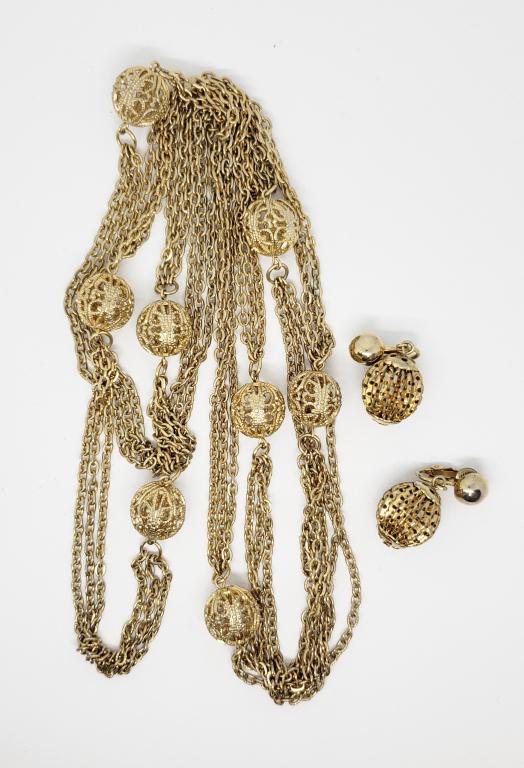 VINTAGE GOLD TONED MULTI STRANDED LINKED (1 of 2)