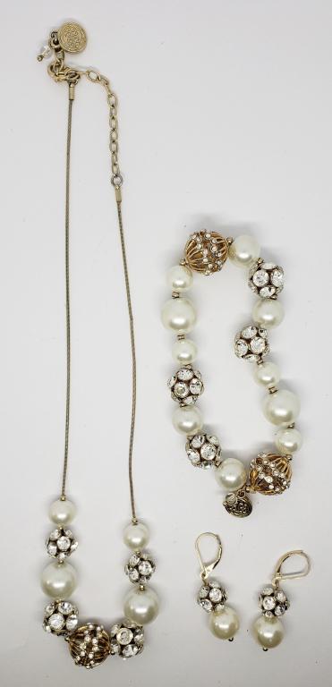 SET! GODL TONED RHINESTONE AND FAUX PEARL (1 of 4)