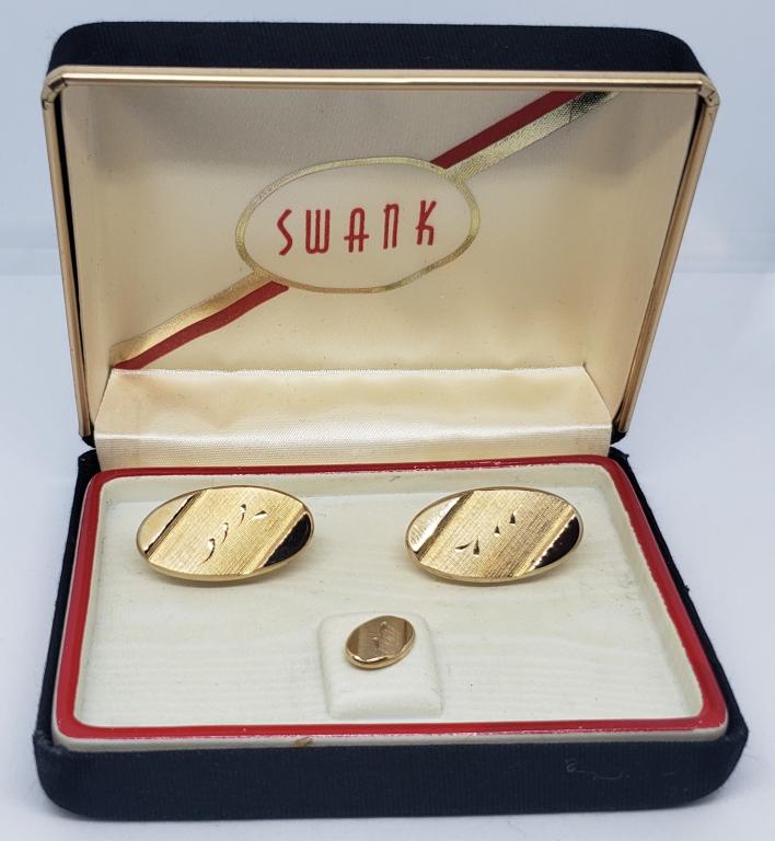 NIB! SET! VTG SWANK PAIR OF GOLD TONED MEN'S (1 of 2)