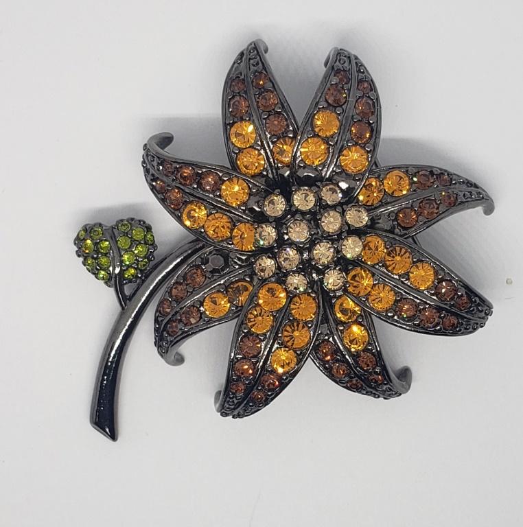 VTG JOAN RIVER LARGE! STATEMENT FLOWER BROOCH (1 of 7)