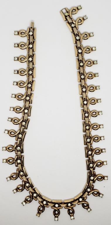VINTAGE TRIFARI GOLD TONED LINKED RHINESTONE: NECKLACE