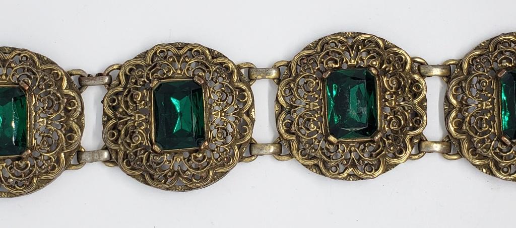 VINTAGE CHUNKY GOLD TONED PANEL BRACELET (1 of 3)