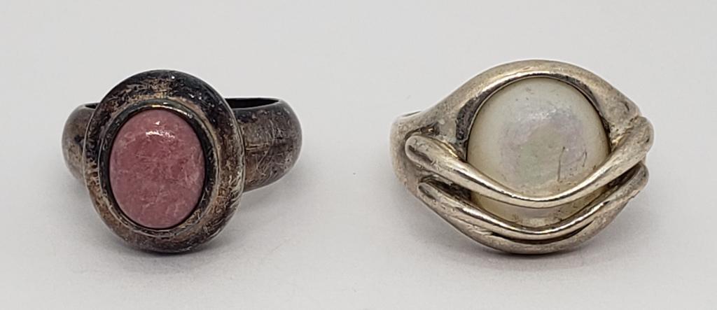 MOTHER of PEARL STERLING RING "GV" (1 of 5)