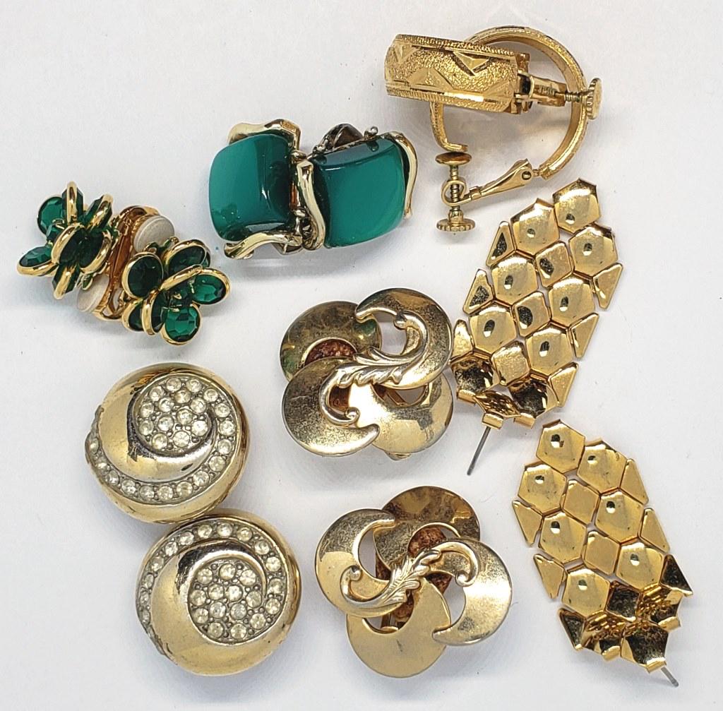 6 VINTAGE GOLD TONED FASHION EARRINGS: MARKED "CORO", "ALICE", "NAPIER".