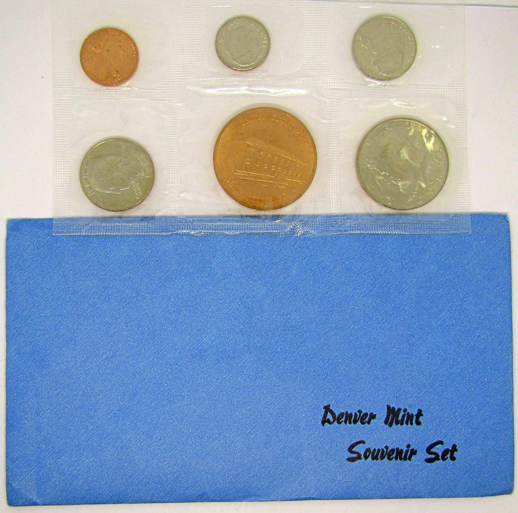 1983 DENVER MINT SOUVENIR SET (1 of 3)