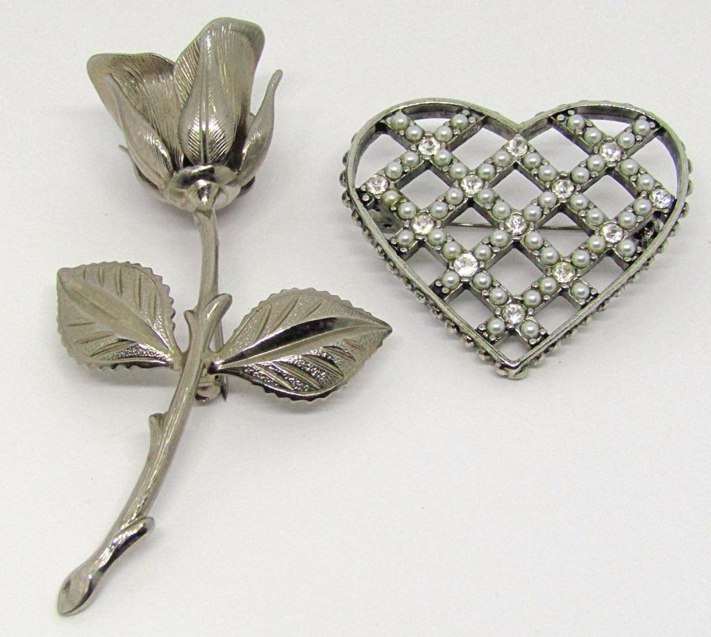 VINTAGE SILVER TONED ROSE BROOCH PLUS (1) (1 of 2)